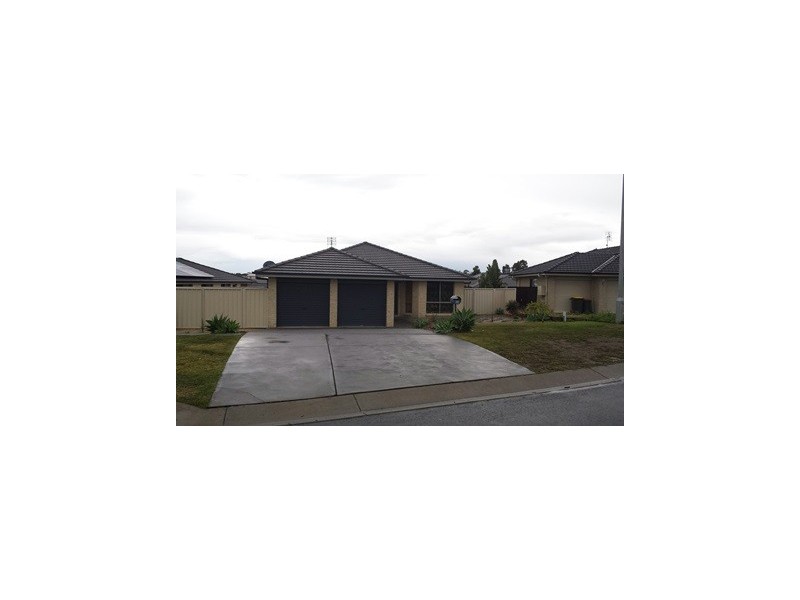 39 Sullivan Street, Worrigee NSW 2540