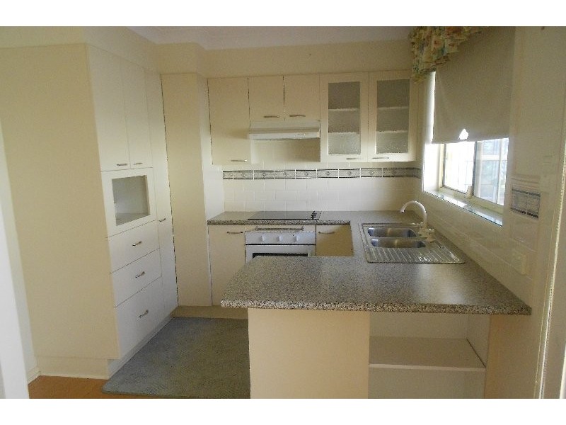 2/137 Scott Street, Shoalhaven Heads NSW 2535