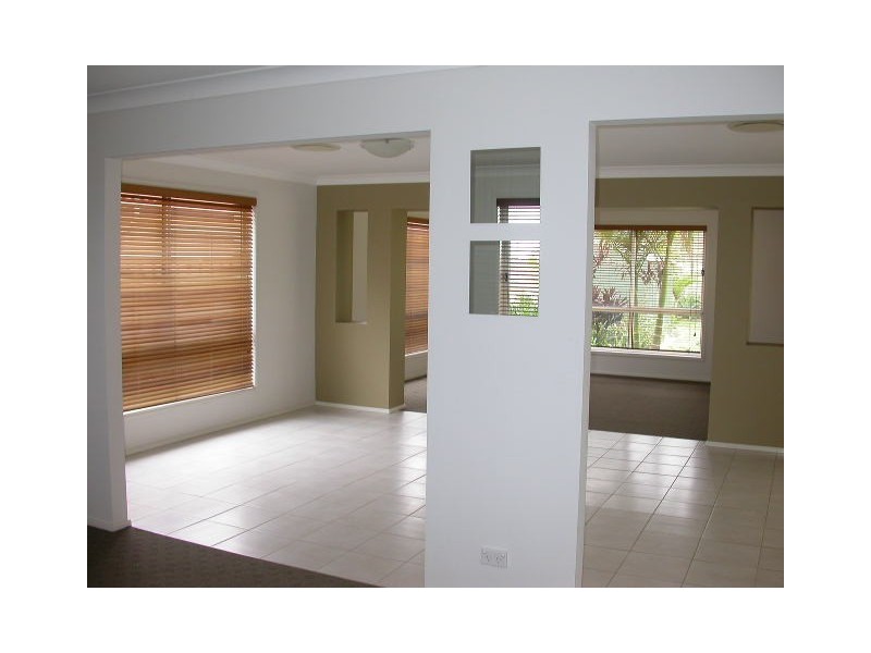 31 Peppermint Drive, Worrigee NSW 2540