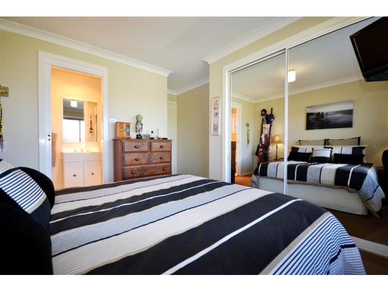 29 Hoskin Street, North Nowra NSW 2541