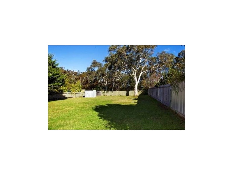 6 Byron Avenue, North Nowra NSW 2541