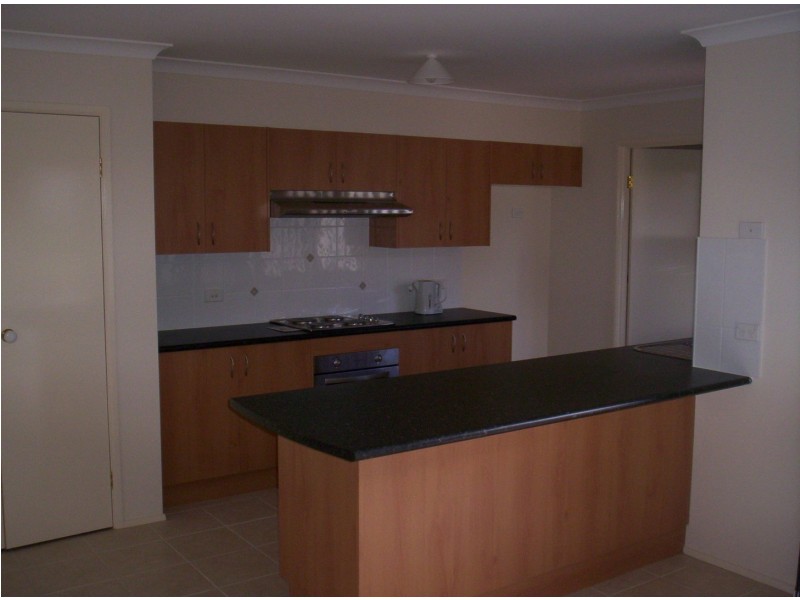 10 Mildura St, Worrigee NSW 2540