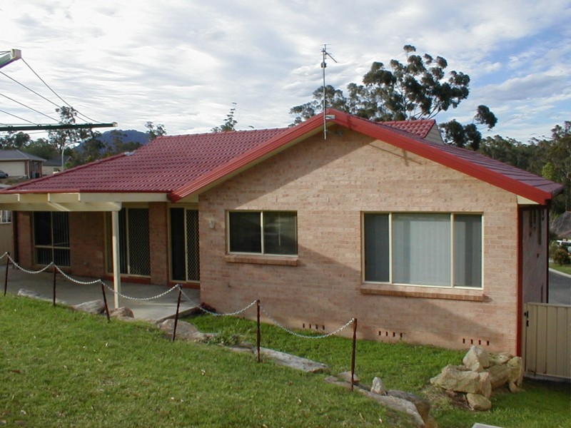 1 Nundah Close, Bomaderry NSW 2541
