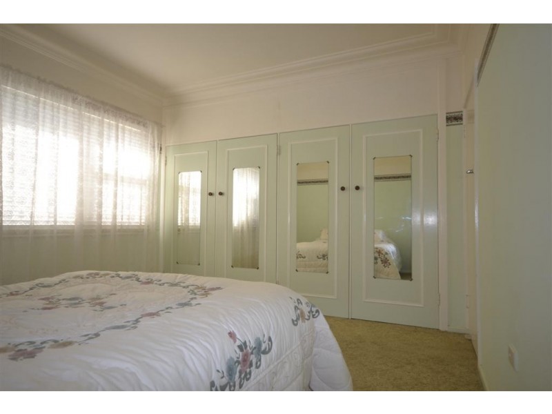 84 Jervis Street, Nowra NSW 2541