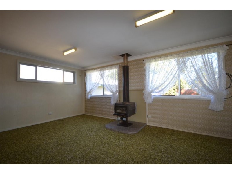 84 Jervis Street, Nowra NSW 2541