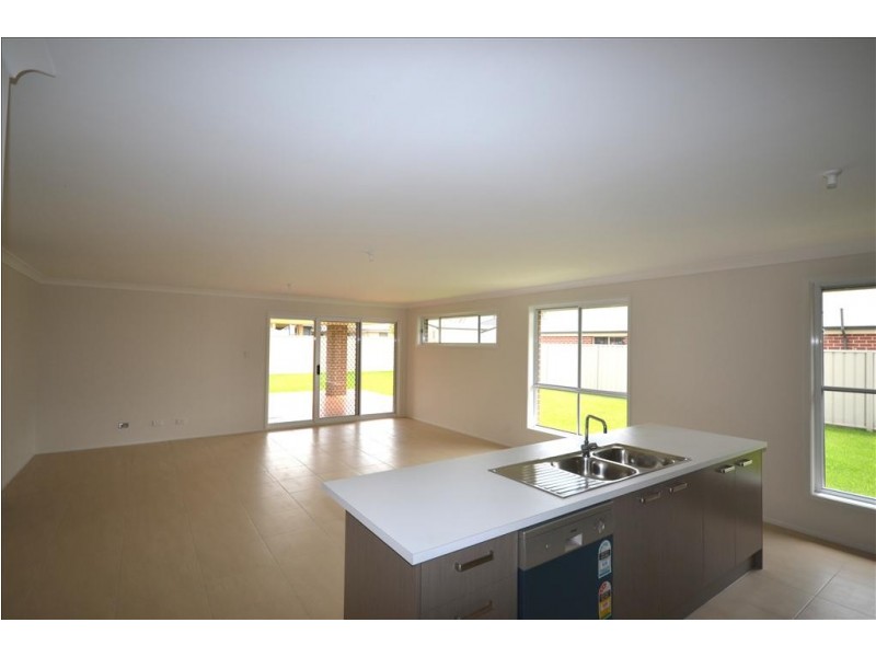 58 Worrigee Road, Worrigee NSW 2540