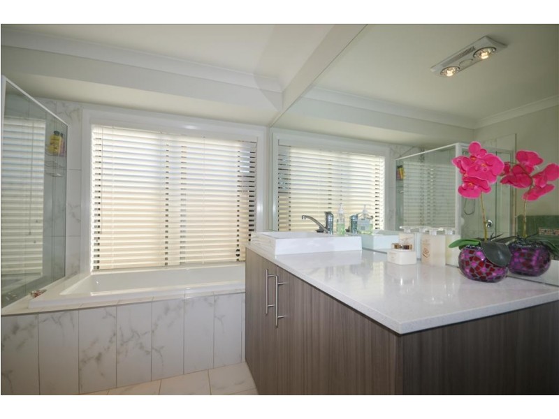 4 Coral Sea Drive, West Nowra NSW 2541