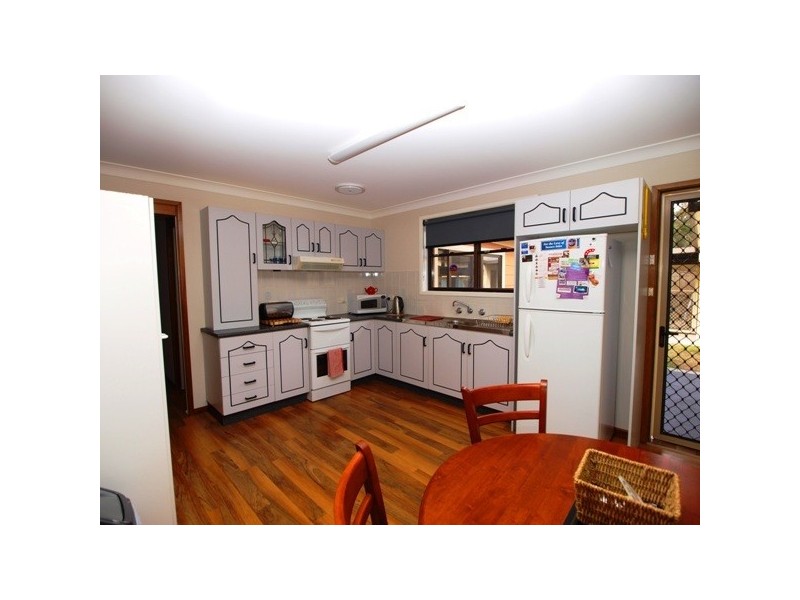 10 Bass Road, Shoalhaven Heads NSW 2535