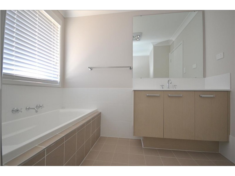 68 Peppermint Drive, Worrigee NSW 2540