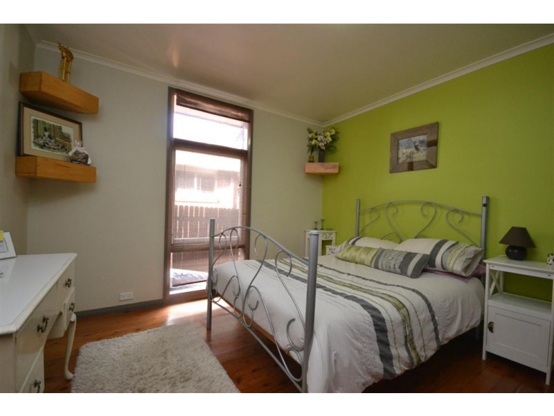 10 Bernadette Avenue, Nowra NSW 2541