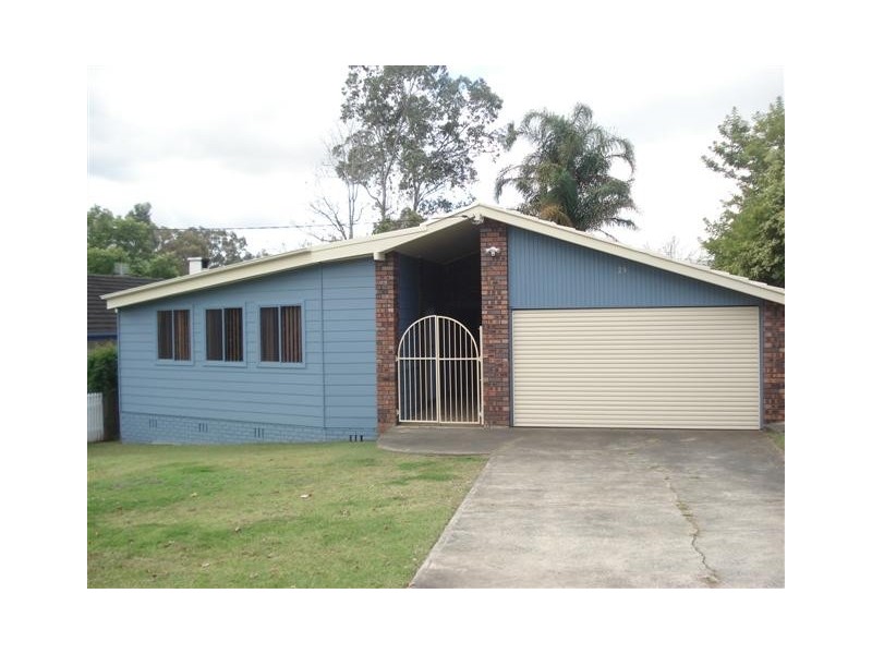 23 Walsh Crescent, North Nowra NSW 2541