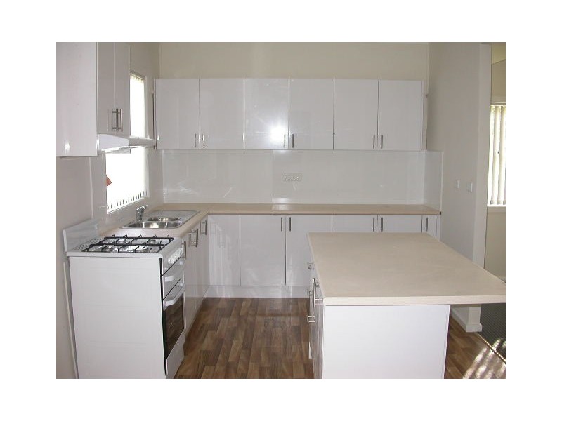 76 St Anns Street, Nowra NSW 2541