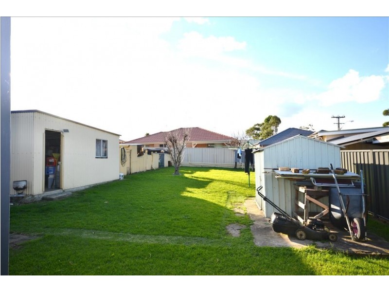 3 Mulgen Crescent, Bomaderry NSW 2541