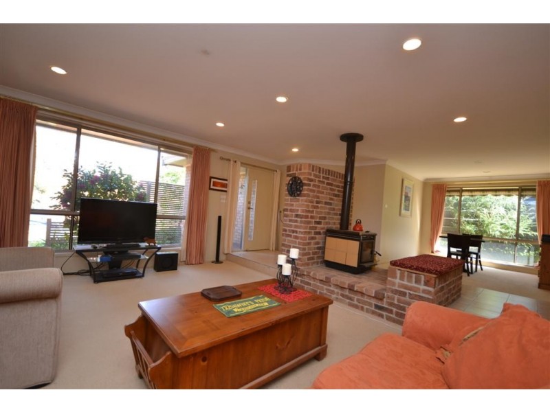 9 Evison Close, Cambewarra NSW 2540