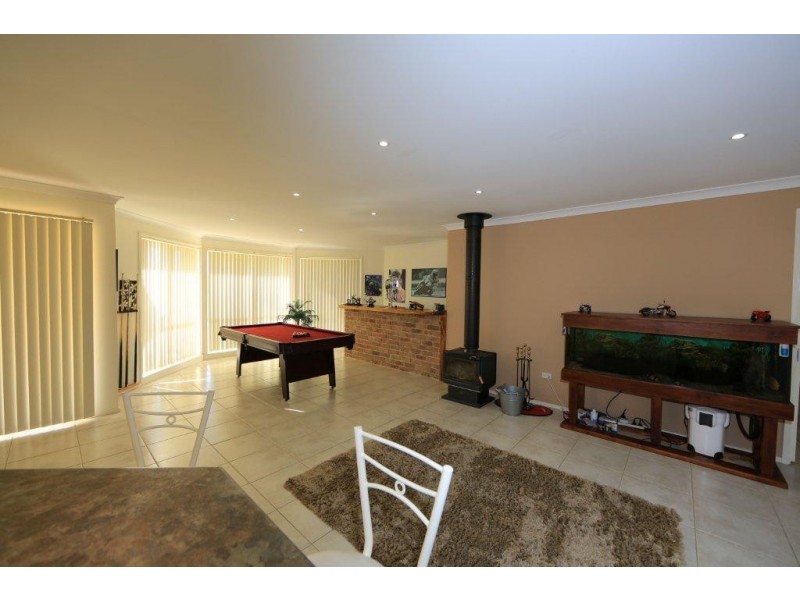 46 Pemberly Drive, Nowra Hill NSW 2540