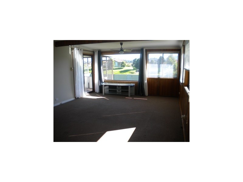 105 MOSS ST, Nowra NSW 2541