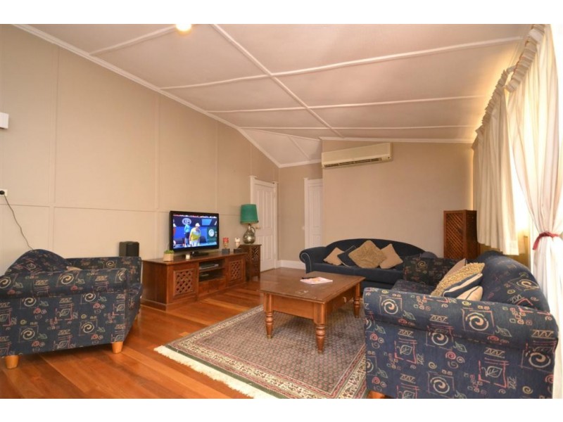 38 Worrigee Street, Nowra NSW 2541