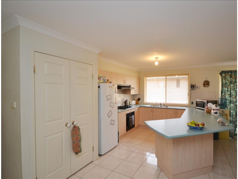 55 Warrigal Street, Nowra NSW 2541