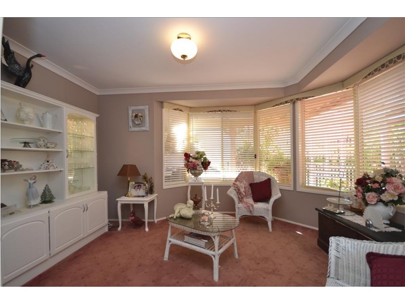 75 Burradoo Crescent, Nowra NSW 2541