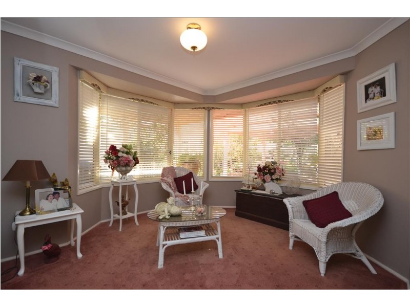 75 Burradoo Crescent, Nowra NSW 2541