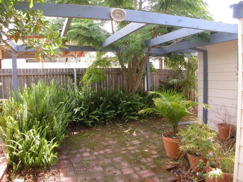 42 Douglas Street, Nowra NSW 2541