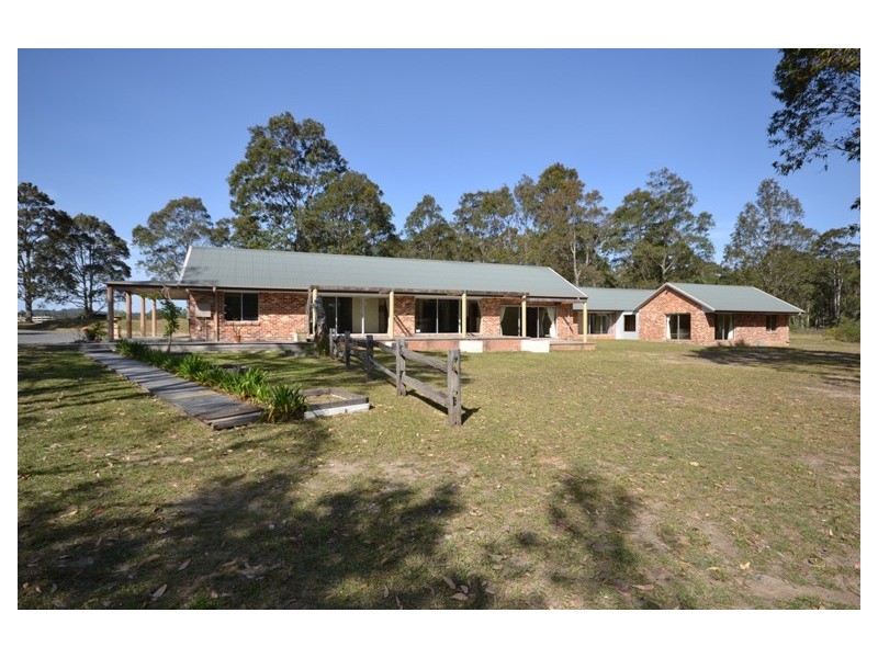 11 Monterey Drive, Nowra Hill NSW 2540