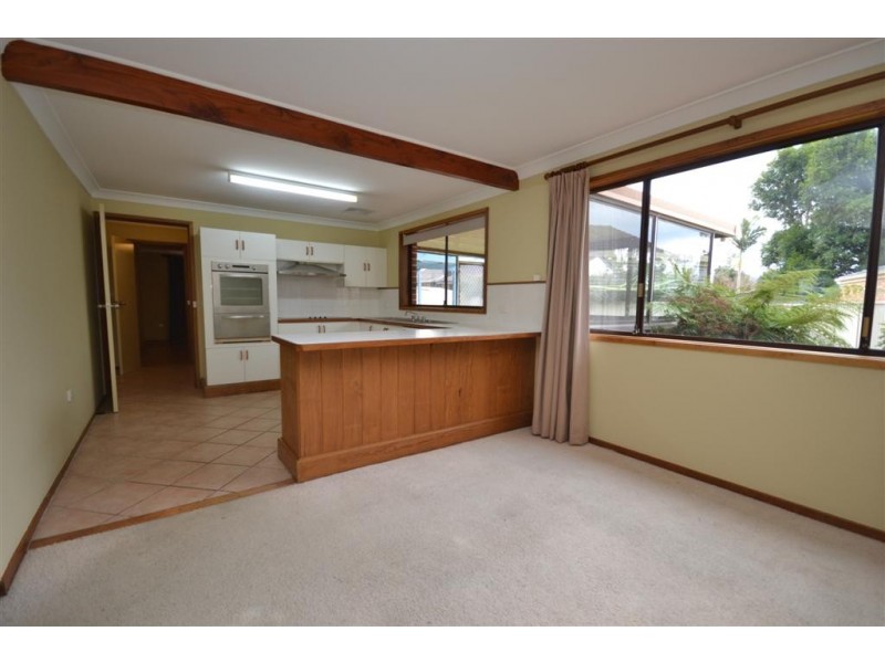 122 Yurunga Drive, North Nowra NSW 2541