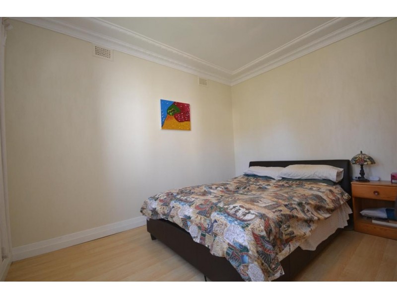 73 Albert Street, Nowra NSW 2541