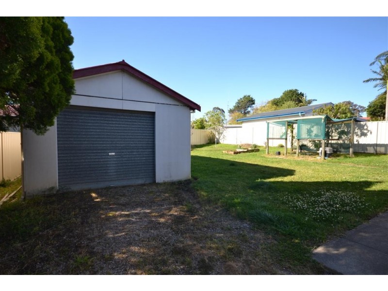73 Albert Street, Nowra NSW 2541