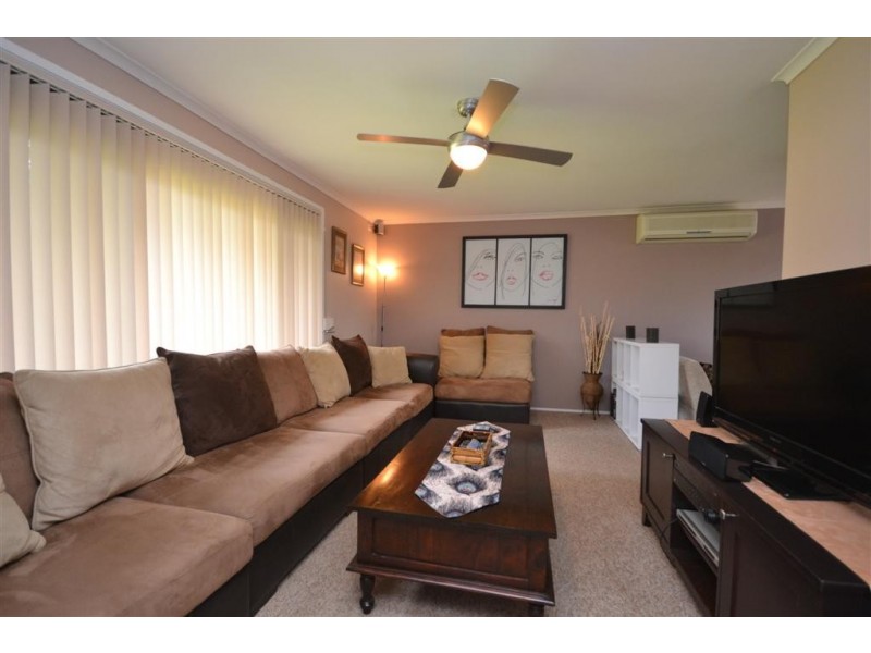 17 Seccombe Street, Nowra NSW 2541