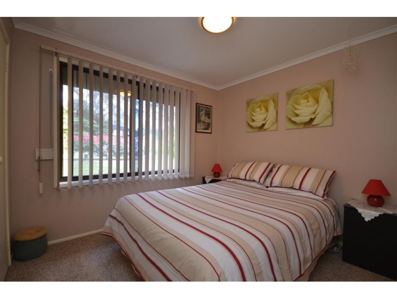 17 Seccombe Street, Nowra NSW 2541