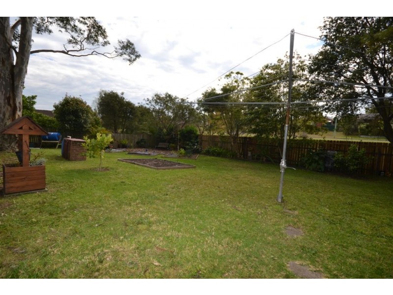 17 Seccombe Street, Nowra NSW 2541