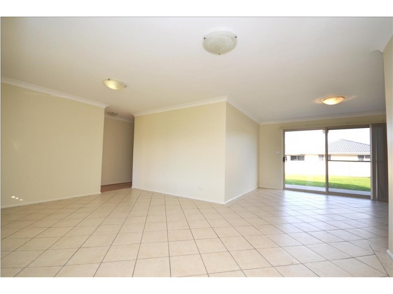 26 Costa Street, Worrigee NSW 2540