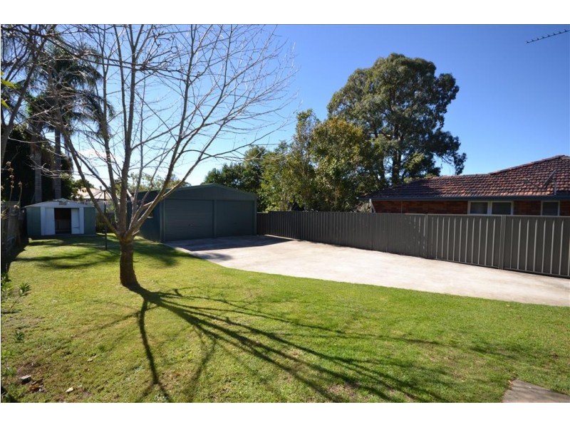 15 Huxley Street, Nowra NSW 2541