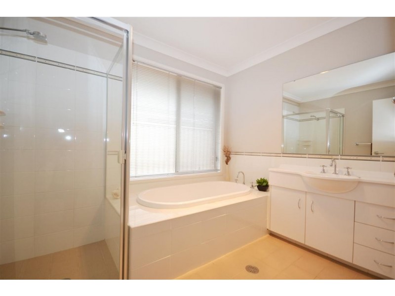 4 Kauri Street, Worrigee NSW 2540