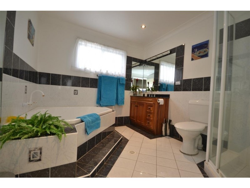 44 Haiser Road, Greenwell Point NSW 2540