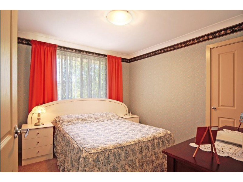 66 Lyndhurst Drive, Bomaderry NSW 2541