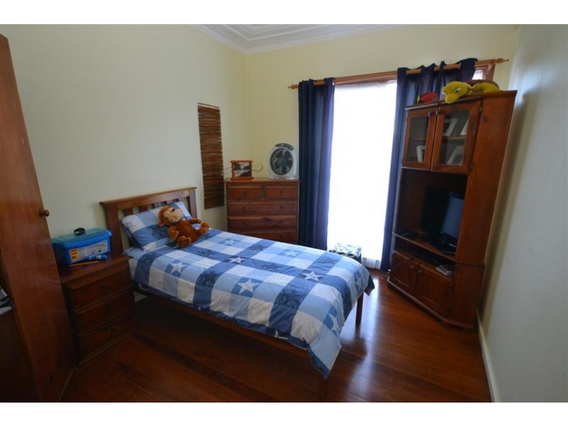 39 Douglas Street, Nowra NSW 2541