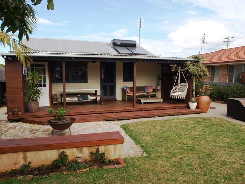 79 River Road, Shoalhaven Heads NSW 2535