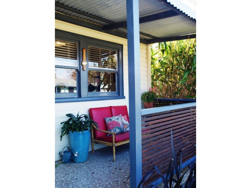 79 River Road, Shoalhaven Heads NSW 2535