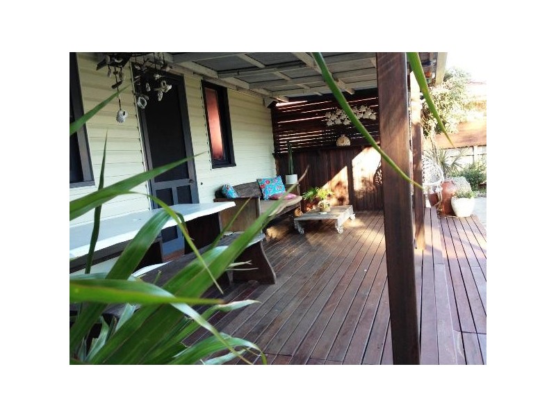 79 River Road, Shoalhaven Heads NSW 2535