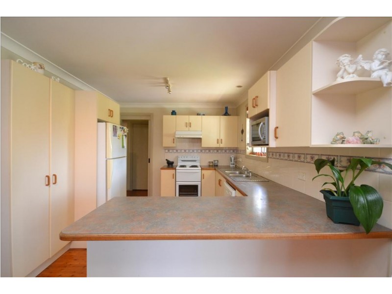 5 Seccombe Street, Nowra NSW 2541
