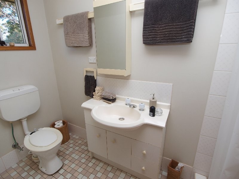 4A Celia Place, Shoalhaven Heads NSW 2535