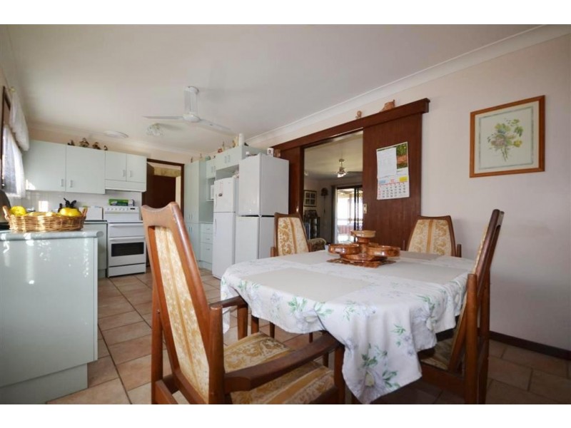 6 North Tarawal Street, Bomaderry NSW 2541