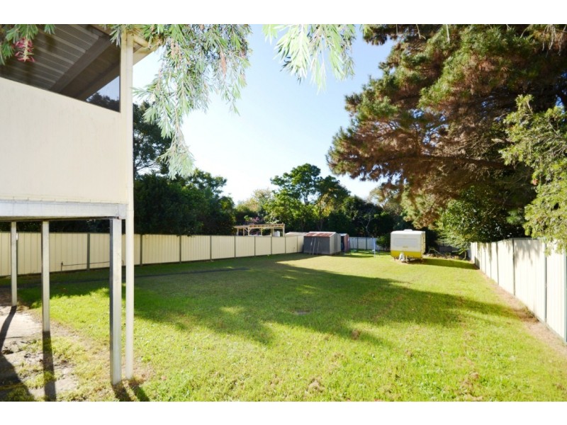 6 North Tarawal Street, Bomaderry NSW 2541