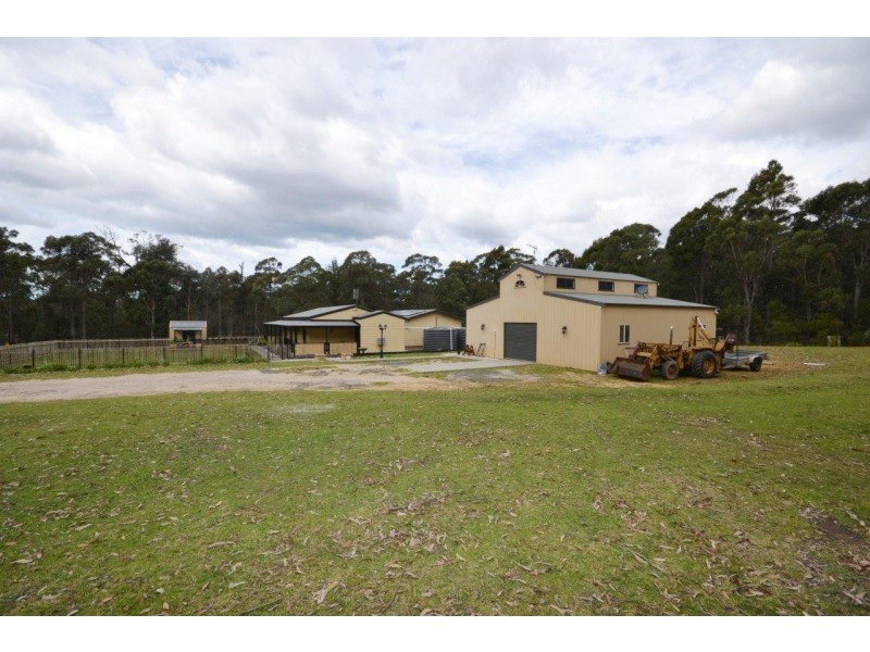 139 Sinclair Road, Falls Creek NSW 2540