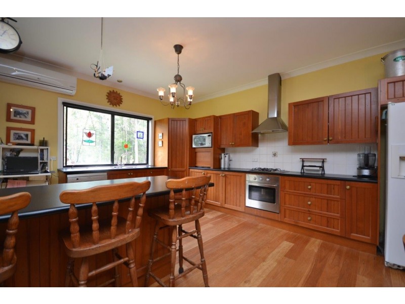 139 Sinclair Road, Falls Creek NSW 2540