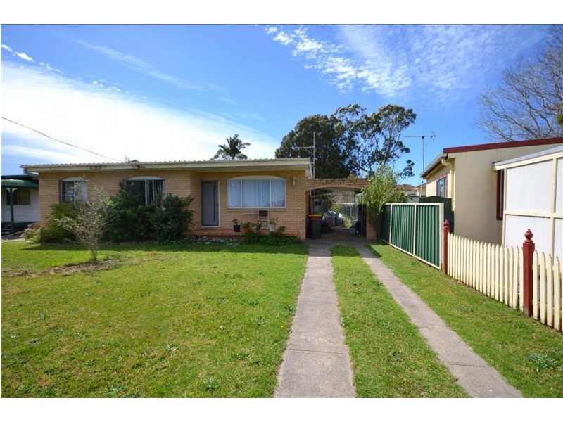 66 Greens Road, Greenwell Point NSW 2540