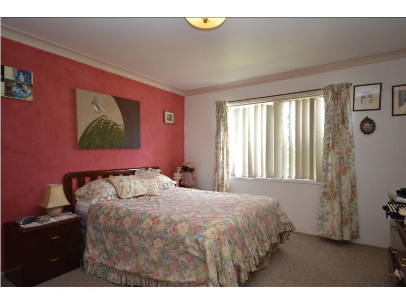 66 Greens Road, Greenwell Point NSW 2540