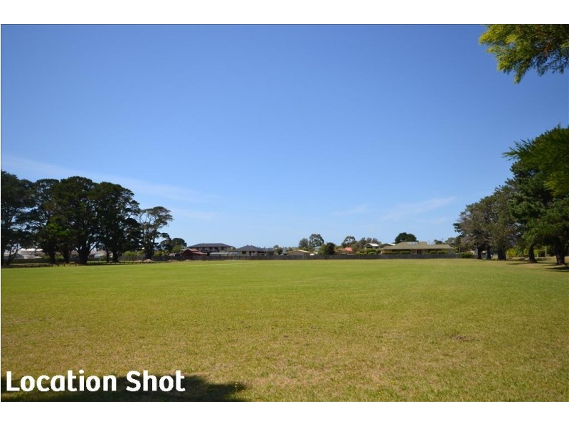 66 Greens Road, Greenwell Point NSW 2540